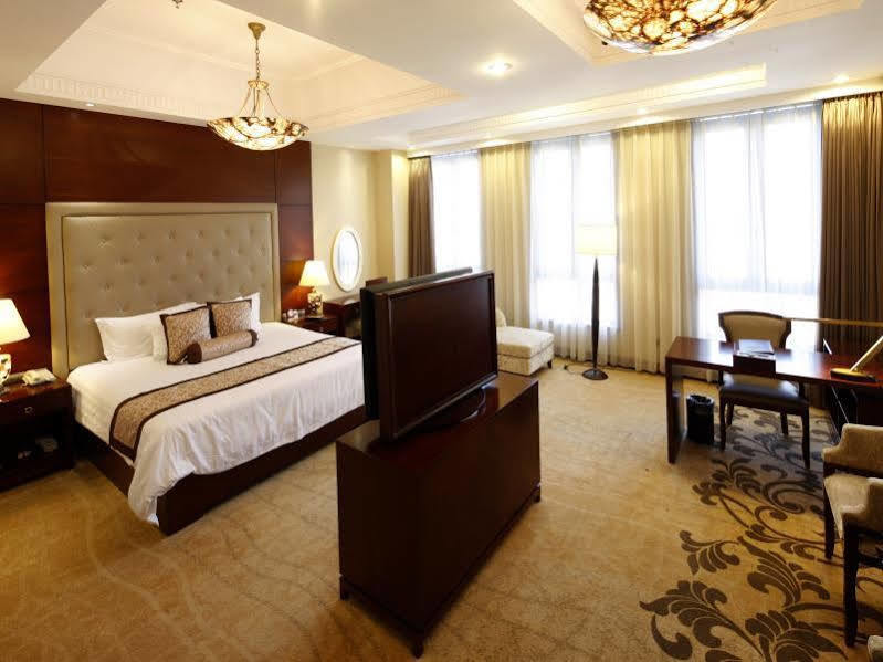 Golden Rich Hotel Shanghai